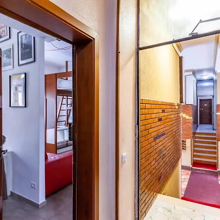 Apartment Ripamonti Budget Milan